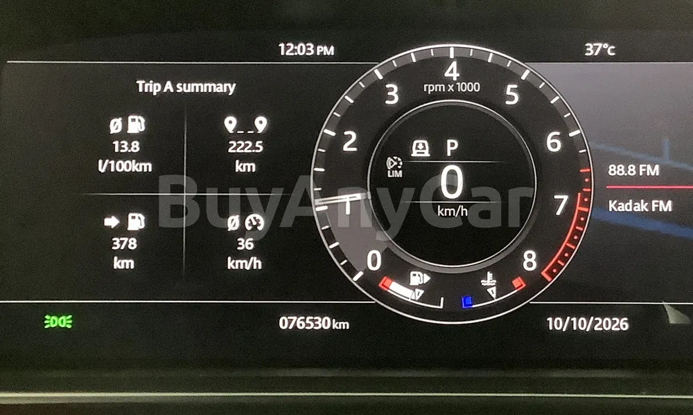 Vehicle photo 8
