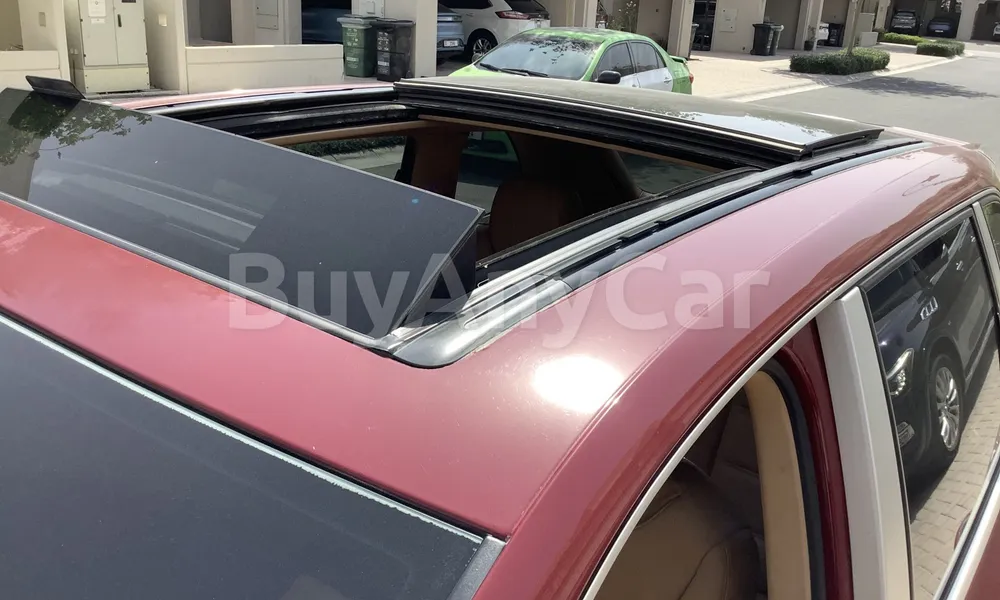 Vehicle photo 5