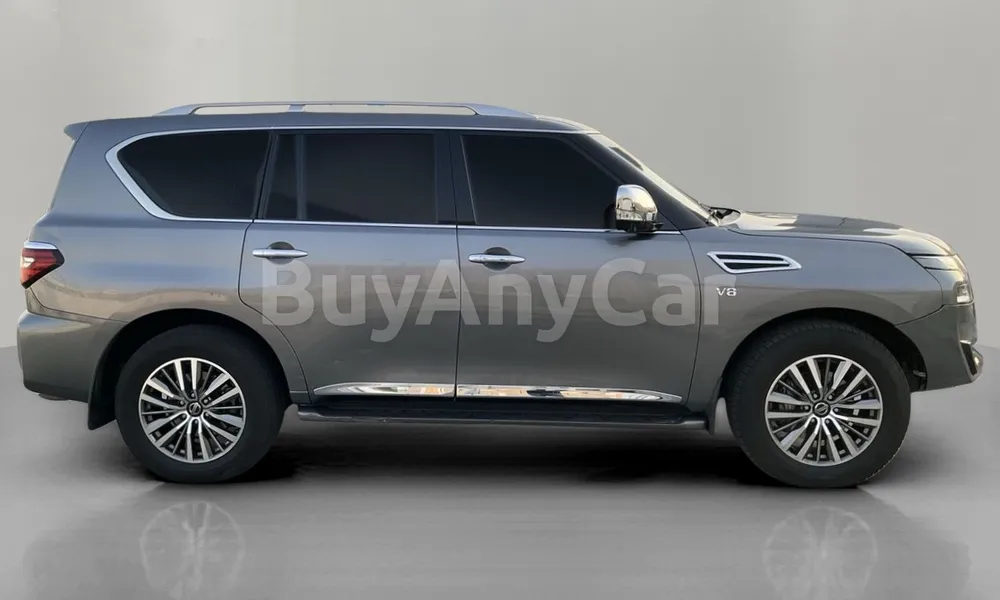 Vehicle photo 3