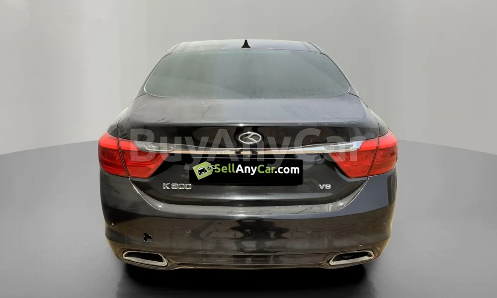 Vehicle photo 2