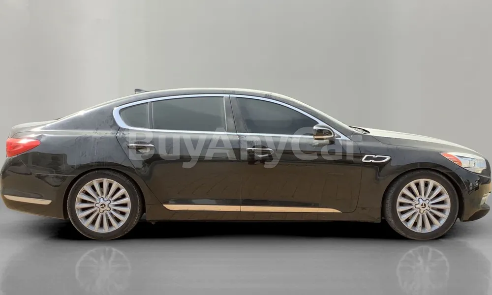 Vehicle photo 3