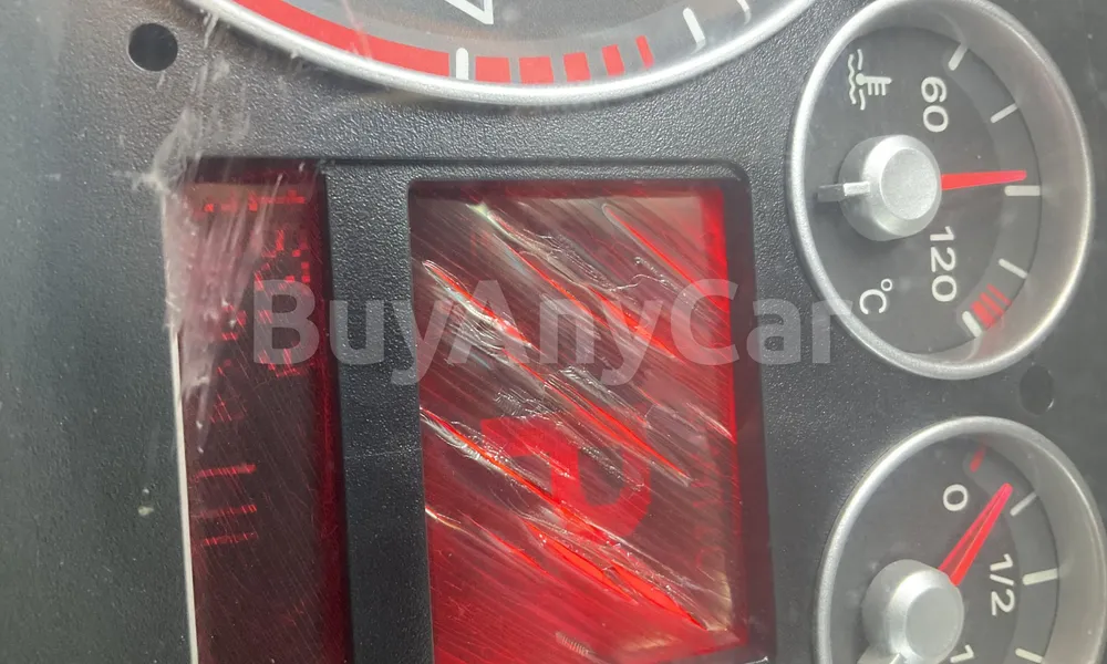 Vehicle photo 7