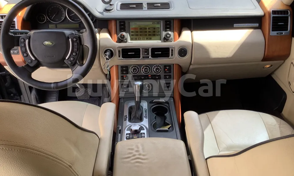 Vehicle photo 8
