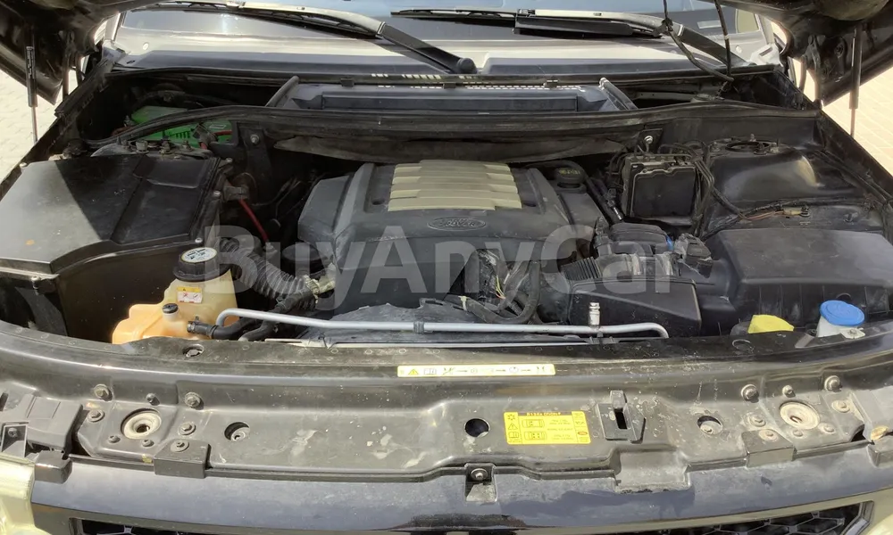 Vehicle photo 6