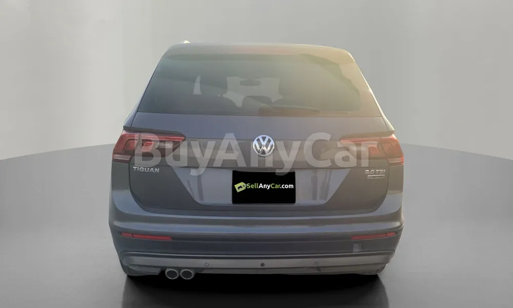Vehicle photo 2