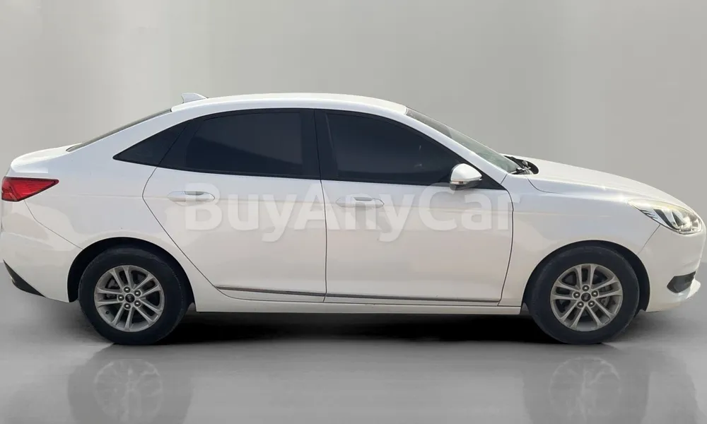 Vehicle photo 3