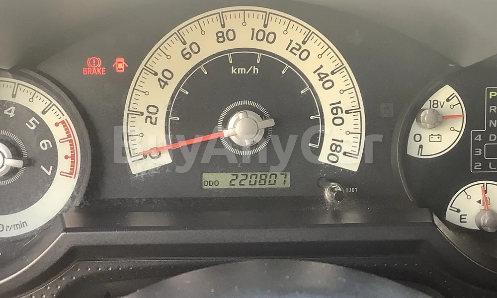 Vehicle photo 7