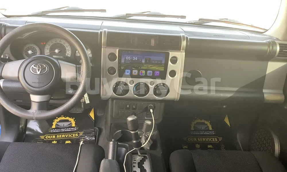 Vehicle photo 8