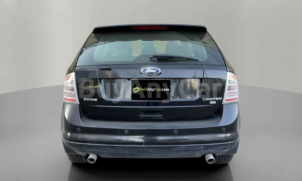 Vehicle photo 2