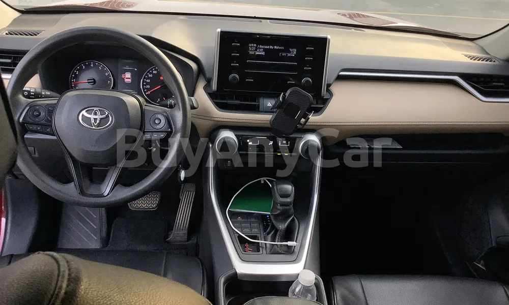 Vehicle photo 9