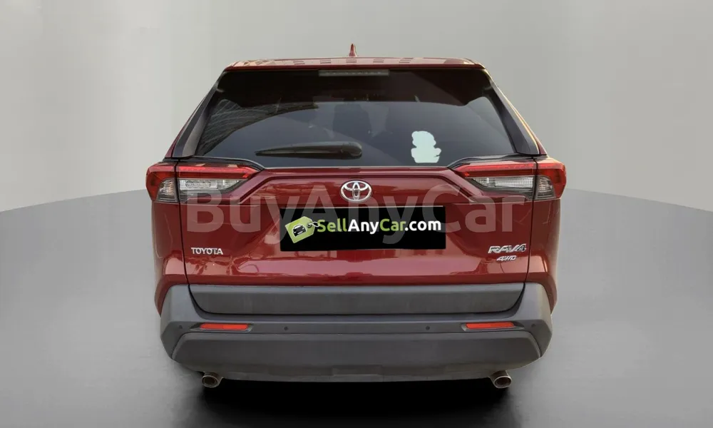 Vehicle photo 2