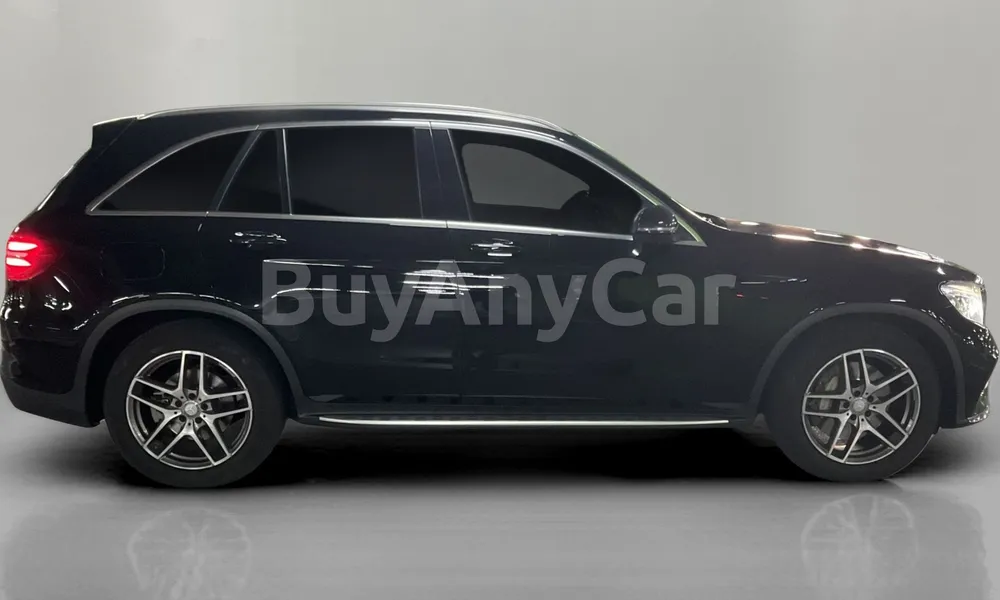 Vehicle photo 3