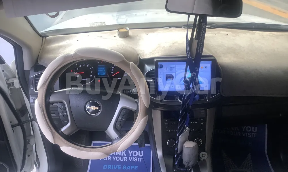 Vehicle photo 8