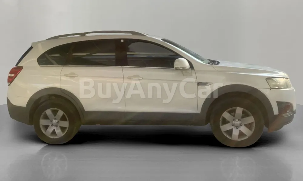 Vehicle photo 3