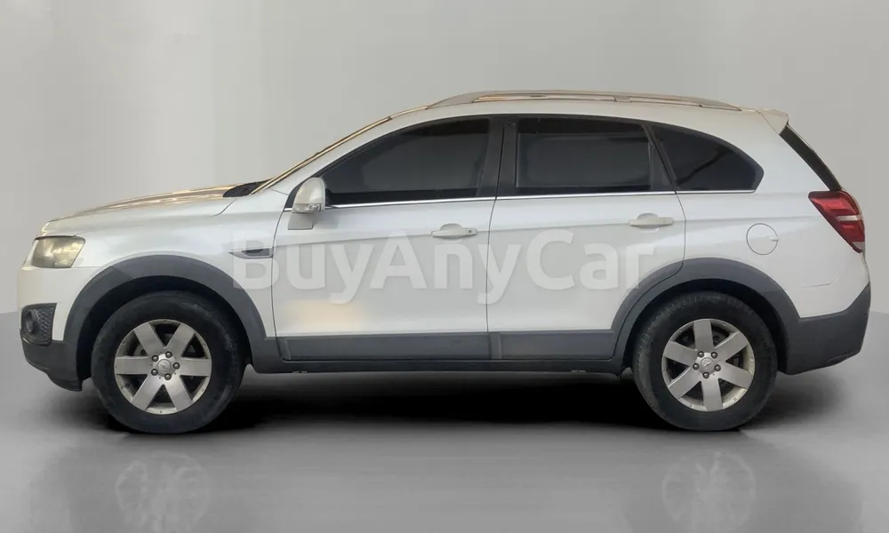 Vehicle photo 4