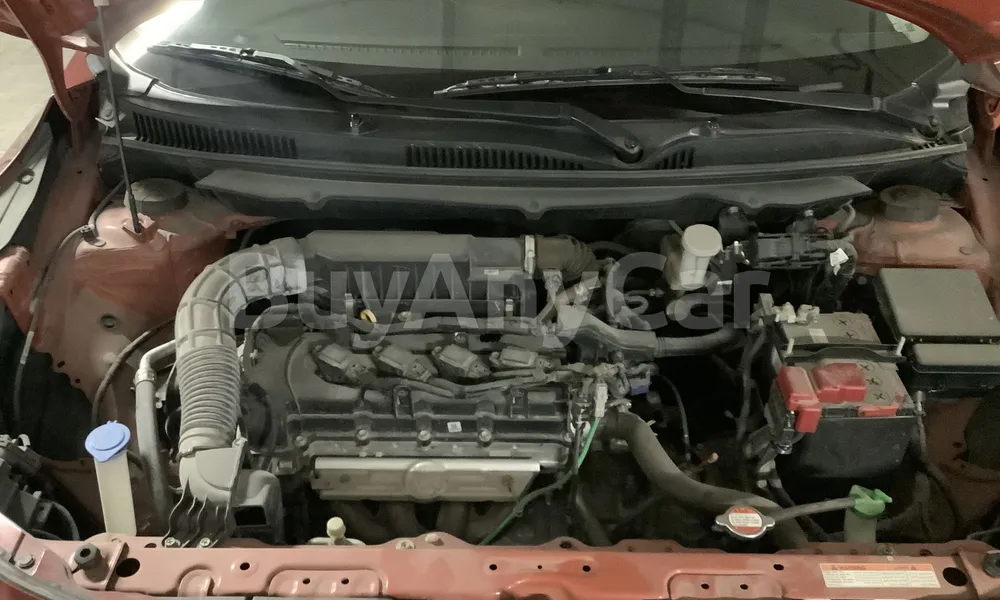 Vehicle photo 7