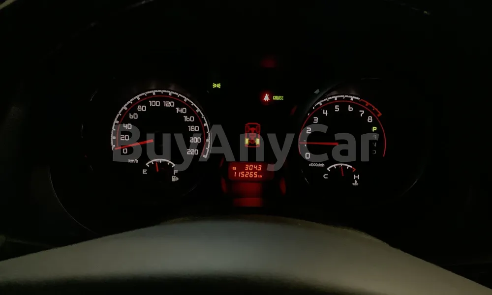 Vehicle photo 5