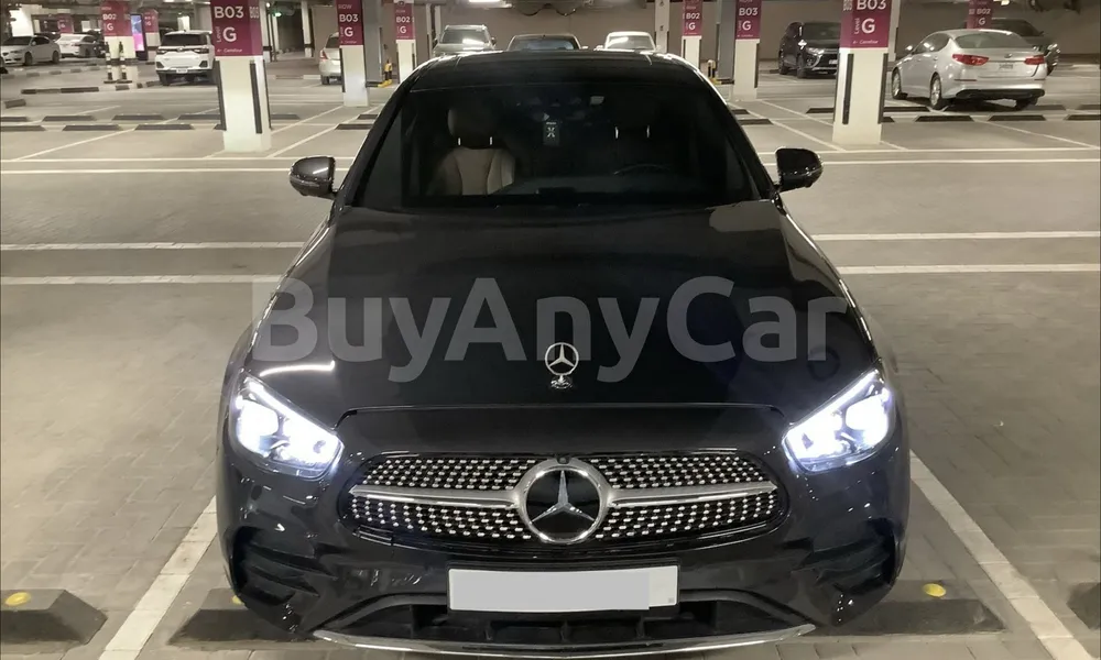 Vehicle photo 1
