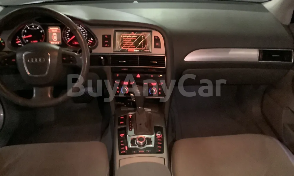 Vehicle photo 8