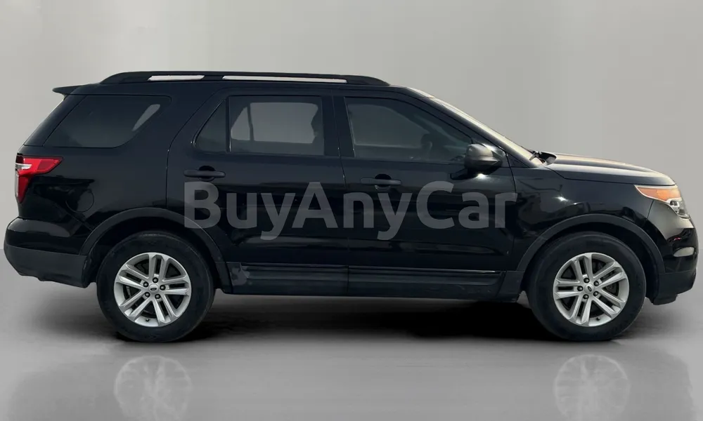 Vehicle photo 3