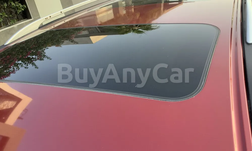 Vehicle photo 5