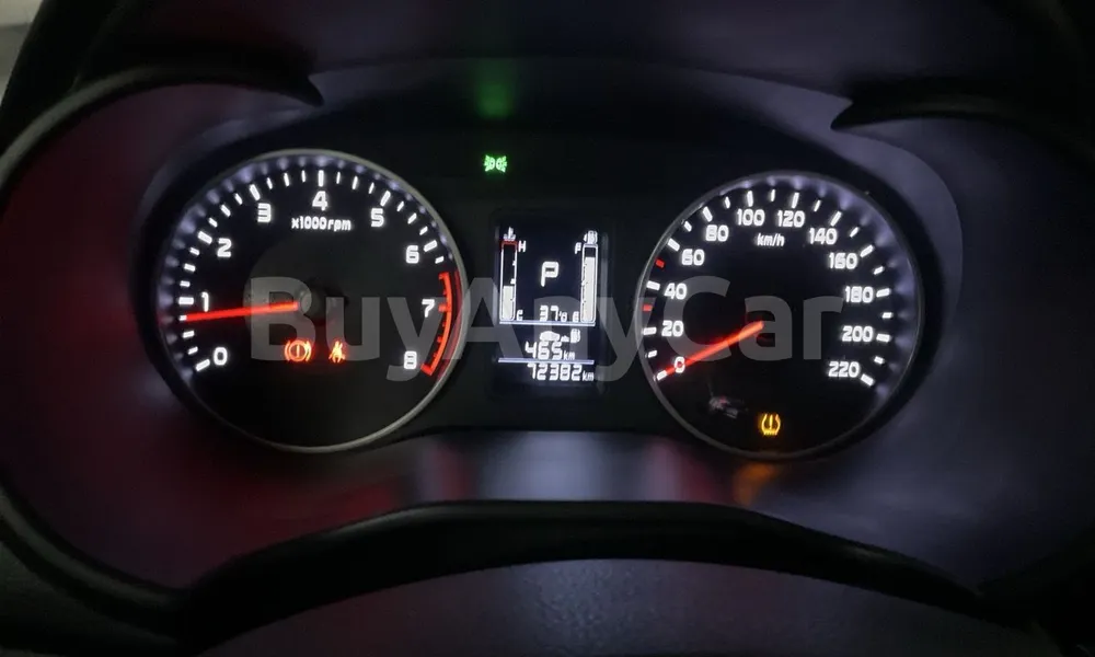 Vehicle photo 6