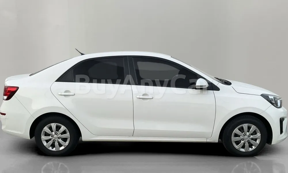 Vehicle photo 3