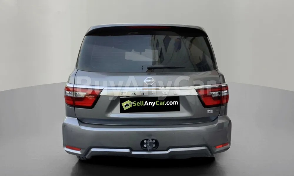 Vehicle photo 2