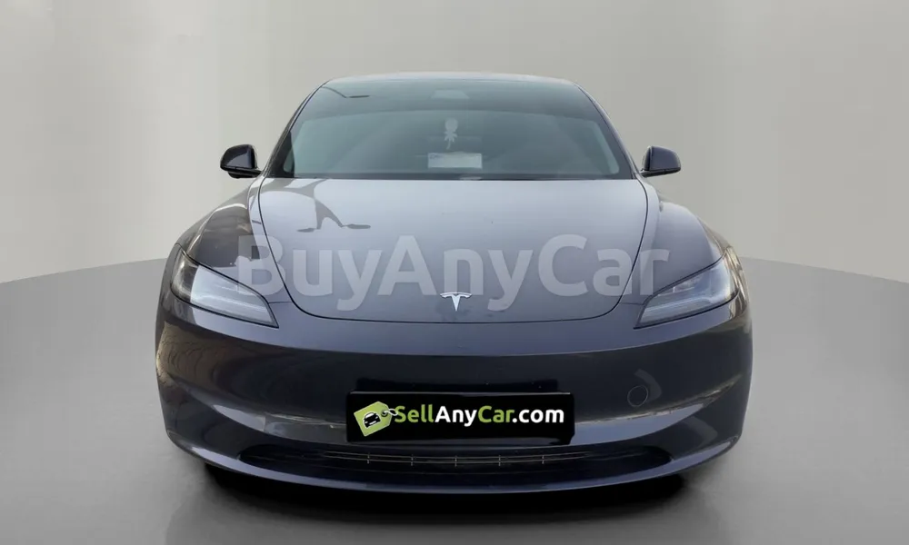 Vehicle photo 1