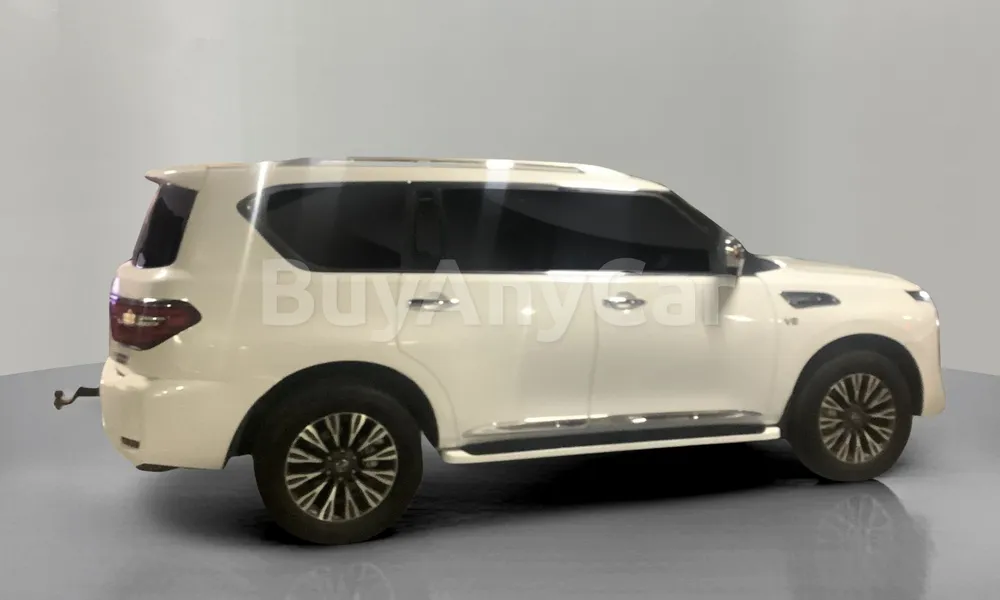 Vehicle photo 3