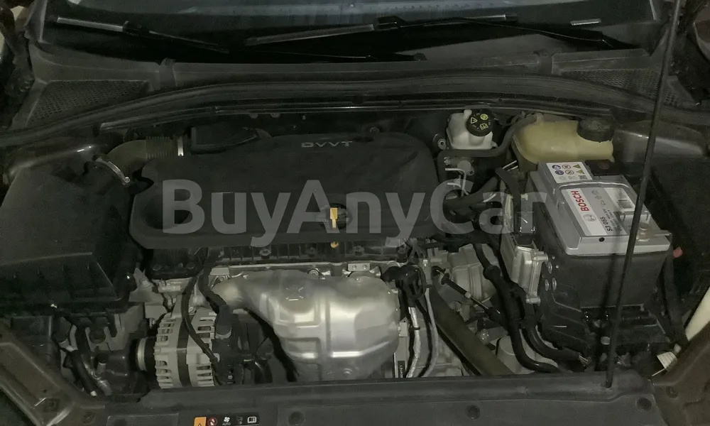 Vehicle photo 6
