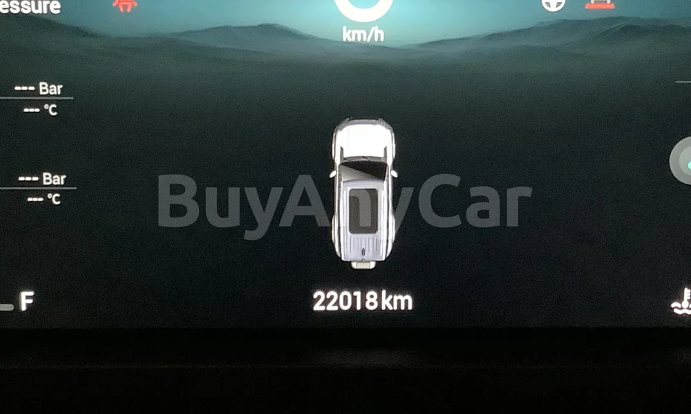 Vehicle photo 5