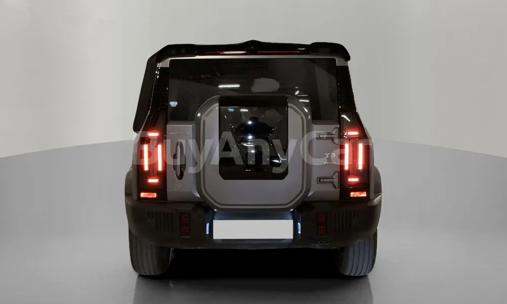 Vehicle photo 2