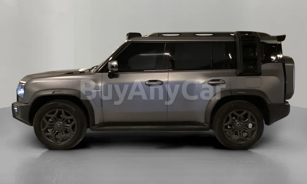 Vehicle photo 4