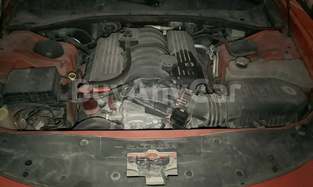 Vehicle photo 9