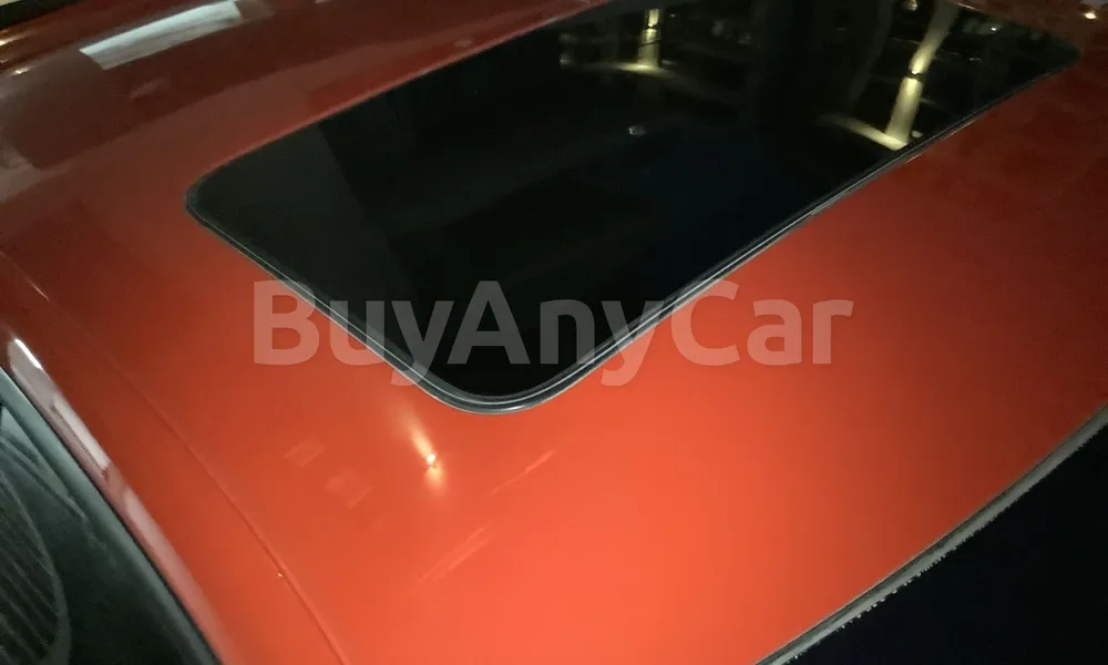 Vehicle photo 5