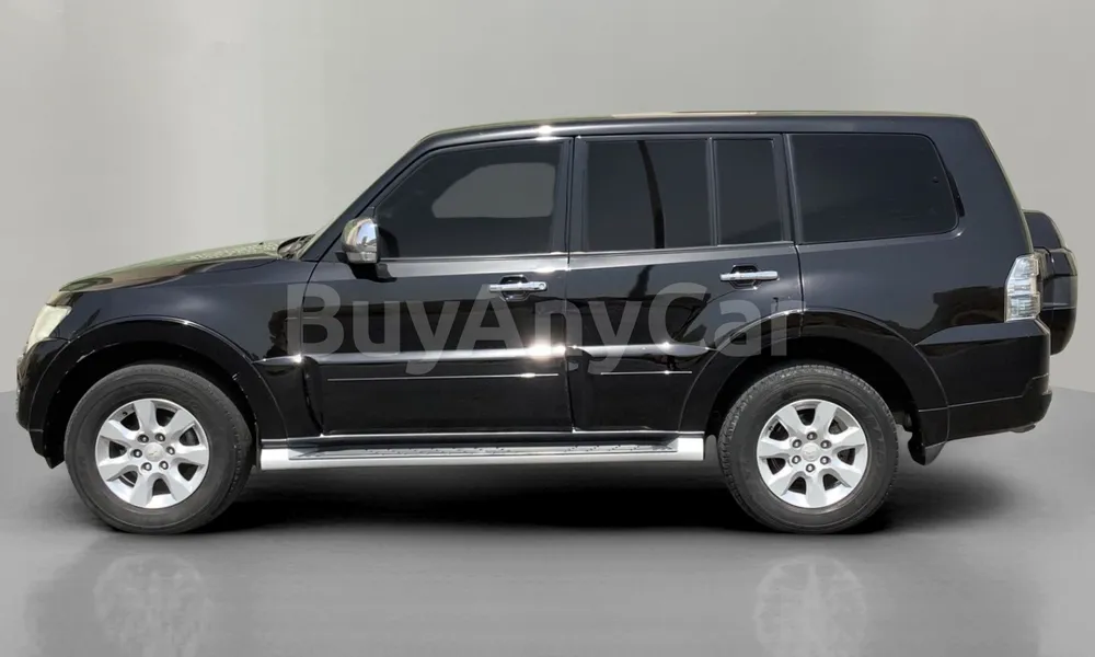 Vehicle photo 4