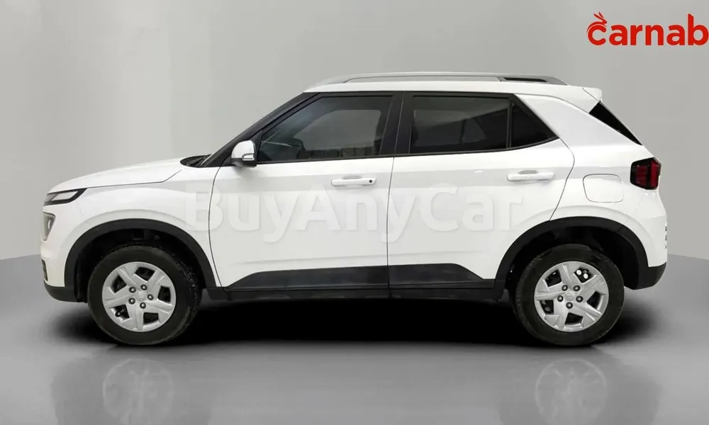 Vehicle photo 4