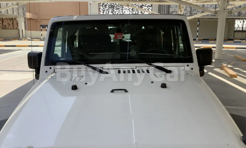 Vehicle photo 6