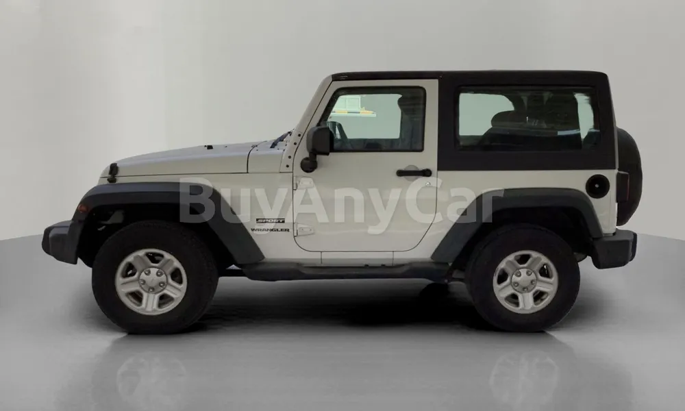 Vehicle photo 4