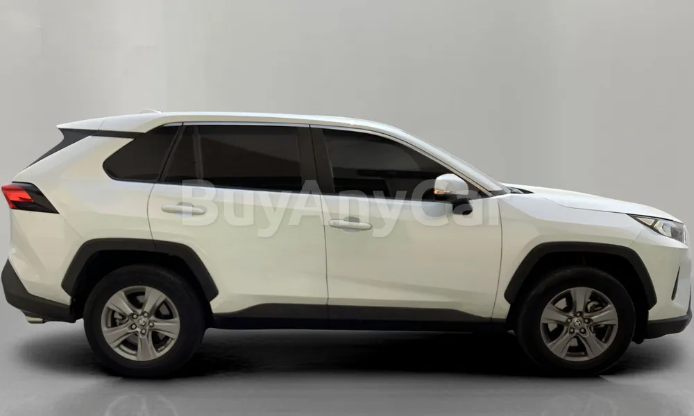 Vehicle photo 3
