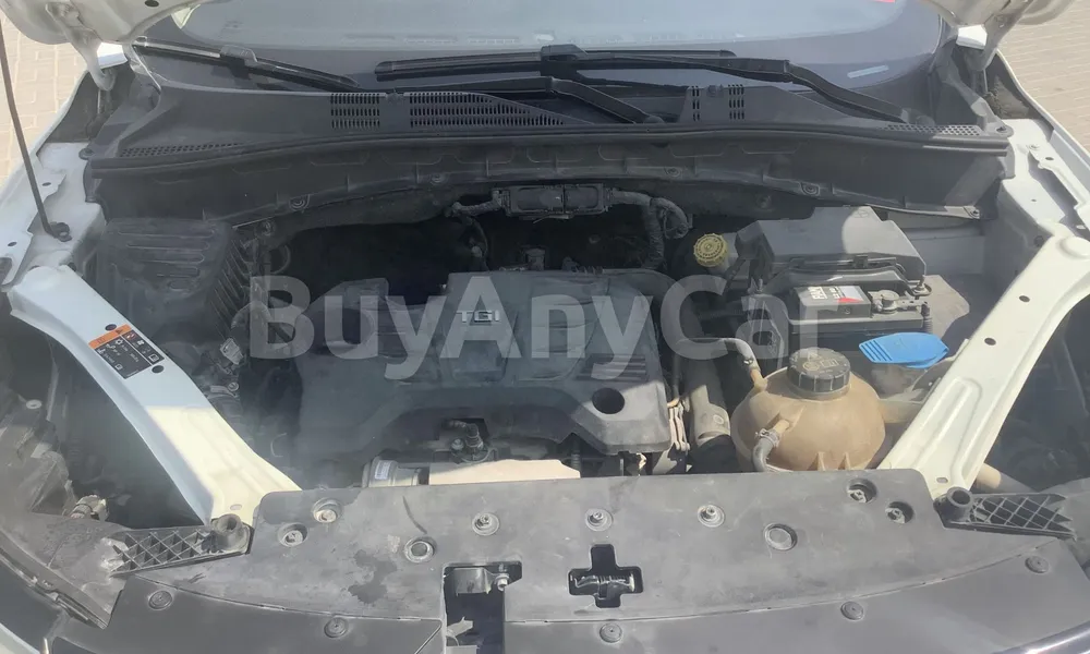 Vehicle photo 8