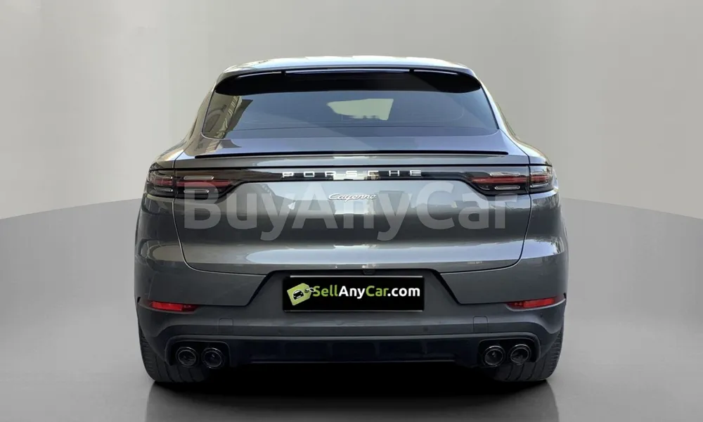 Vehicle photo 2