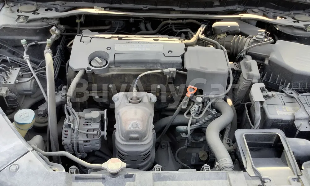 Vehicle photo 6
