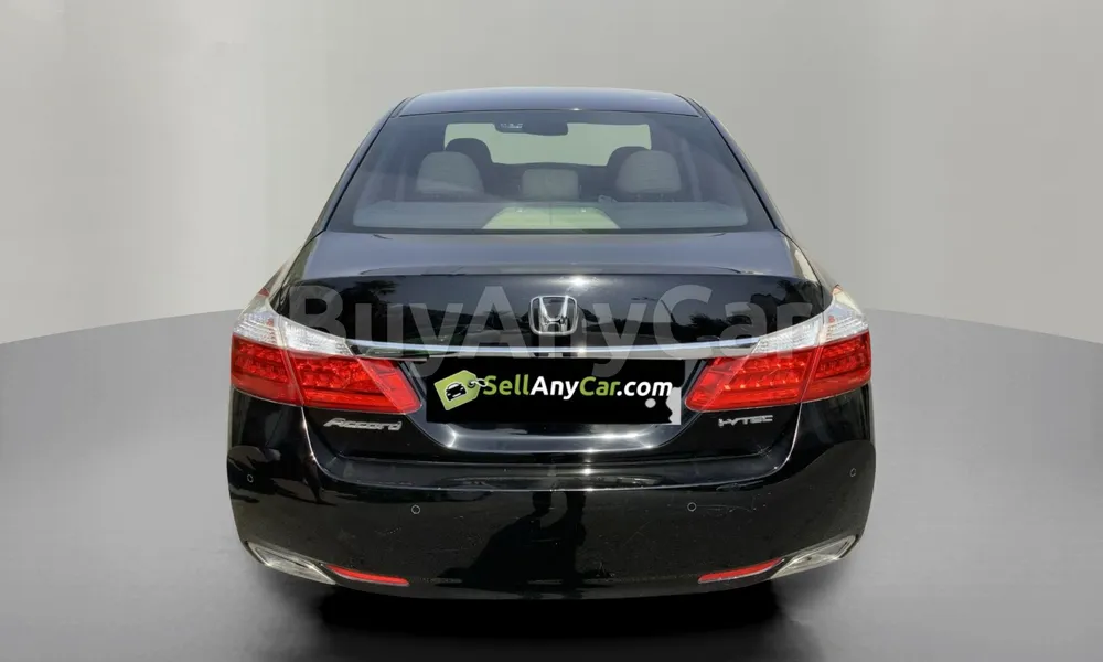 Vehicle photo 2