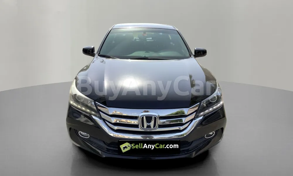 Vehicle photo 1