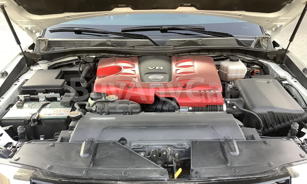 Vehicle photo 5