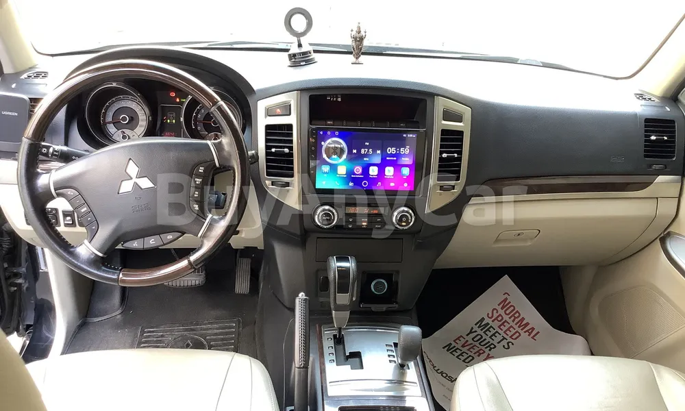 Vehicle photo 7