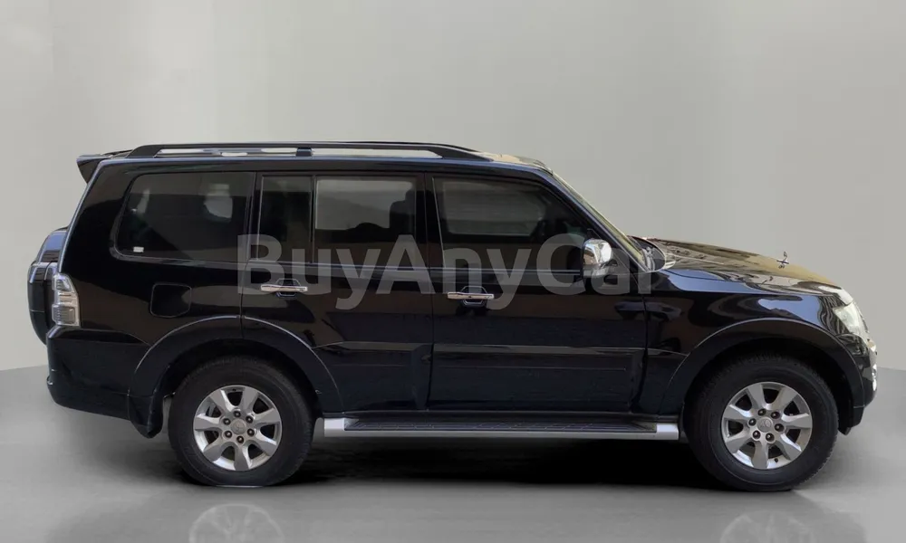 Vehicle photo 3