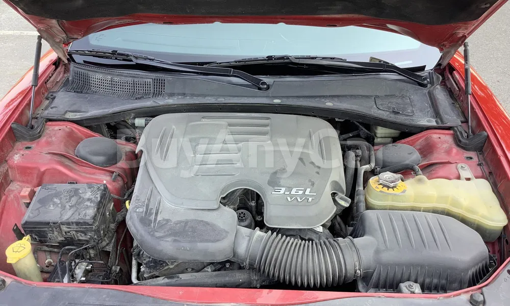 Vehicle photo 6